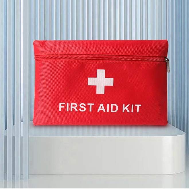 Kit di Pronto Soccorso da 14 P - First Aid Kit Camping recensione e prezzo